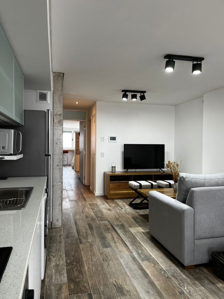 2 AMBIENTES EN ALQUILER TEMPORAL -PLAYA GRANDE-VISTA AL MAR