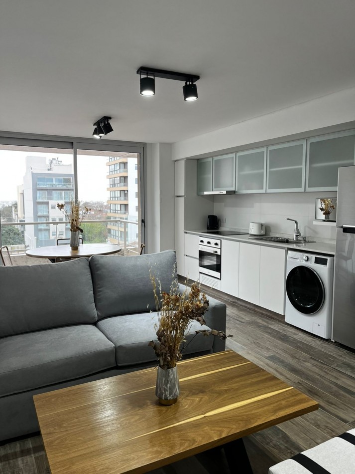 2 AMBIENTES EN ALQUILER TEMPORAL -PLAYA GRANDE-VISTA AL MAR