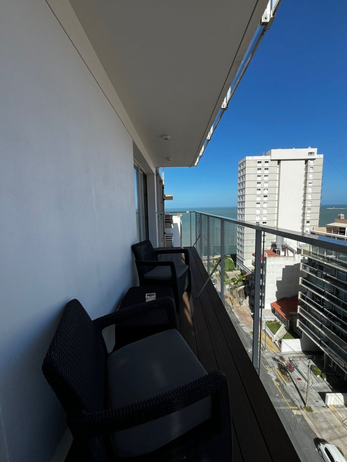 SEMIPISO EN VENTA- PLAYA CHICA