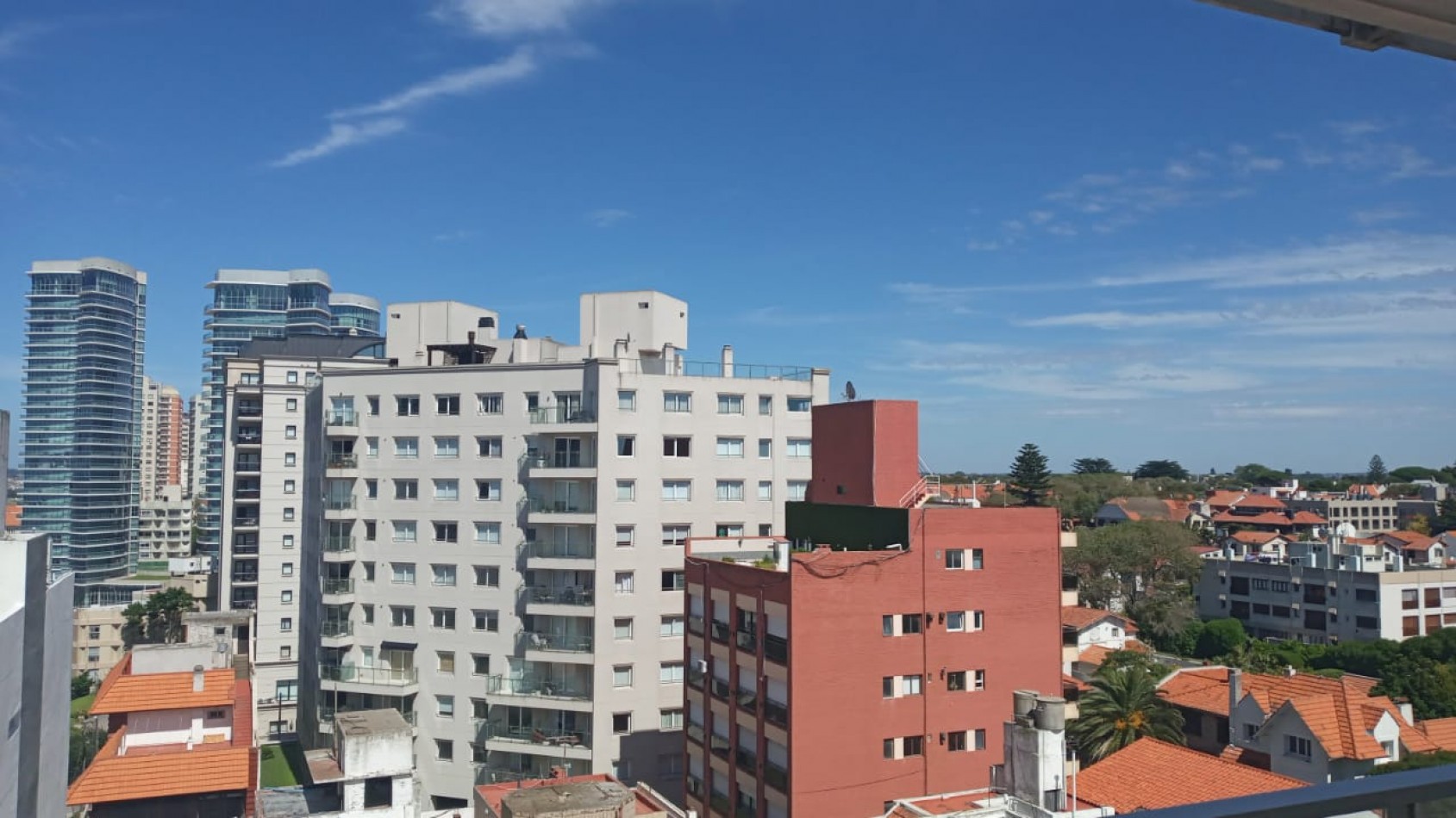 SEMIPISO EN VENTA- PLAYA CHICA