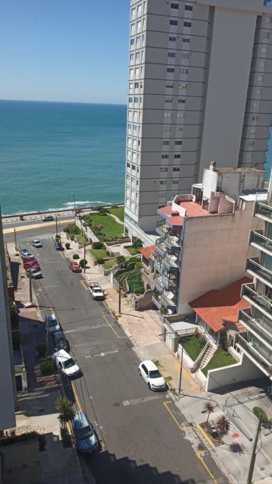 SEMIPISO EN VENTA- PLAYA CHICA