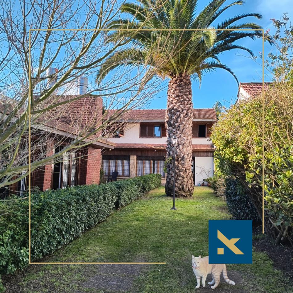 CASA EN VENTA - BARRIO CAISAMAR