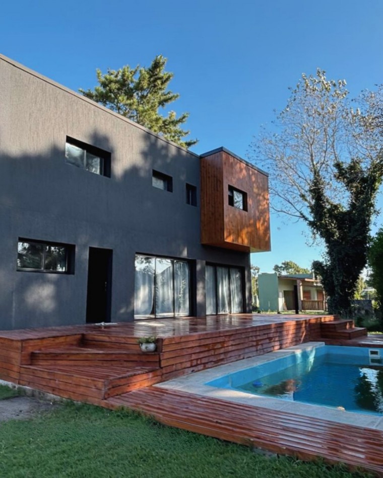 CASA EN VENTA - LA CALETA