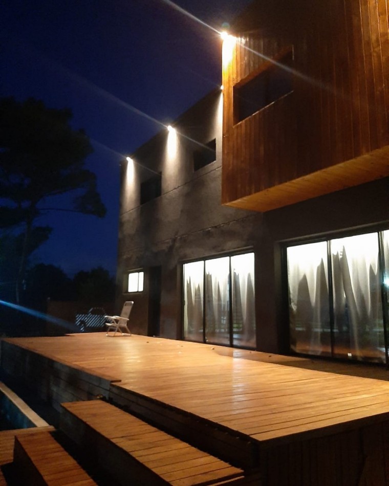 CASA EN VENTA - LA CALETA