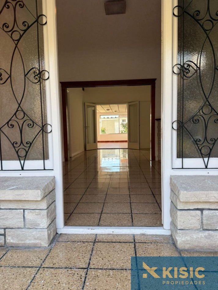 CHALET EN VENTA BARRIO STELLA MARIS