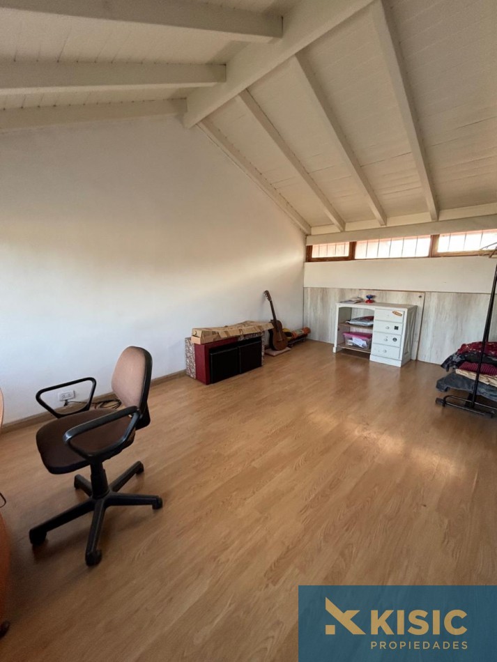 CASA EN VENTA - FLORENCIO SANCHEZ 1500
