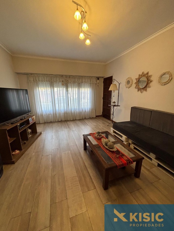 CASA EN VENTA - FLORENCIO SANCHEZ 1500
