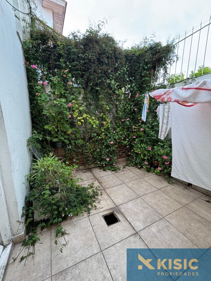 CASA EN VENTA - BARRIO CHAUVIN
