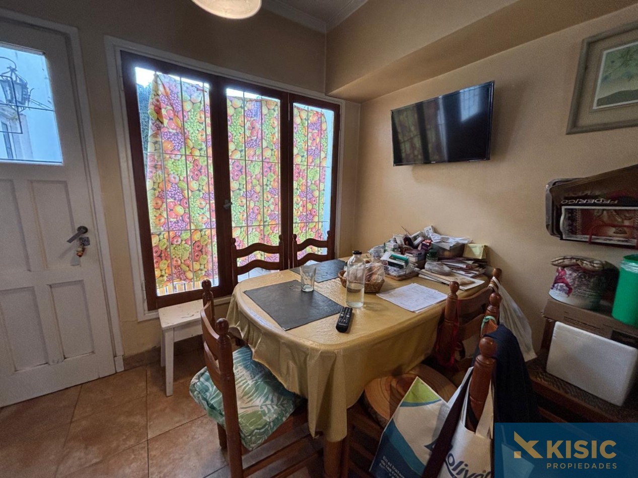 CASA EN VENTA - BARRIO CHAUVIN