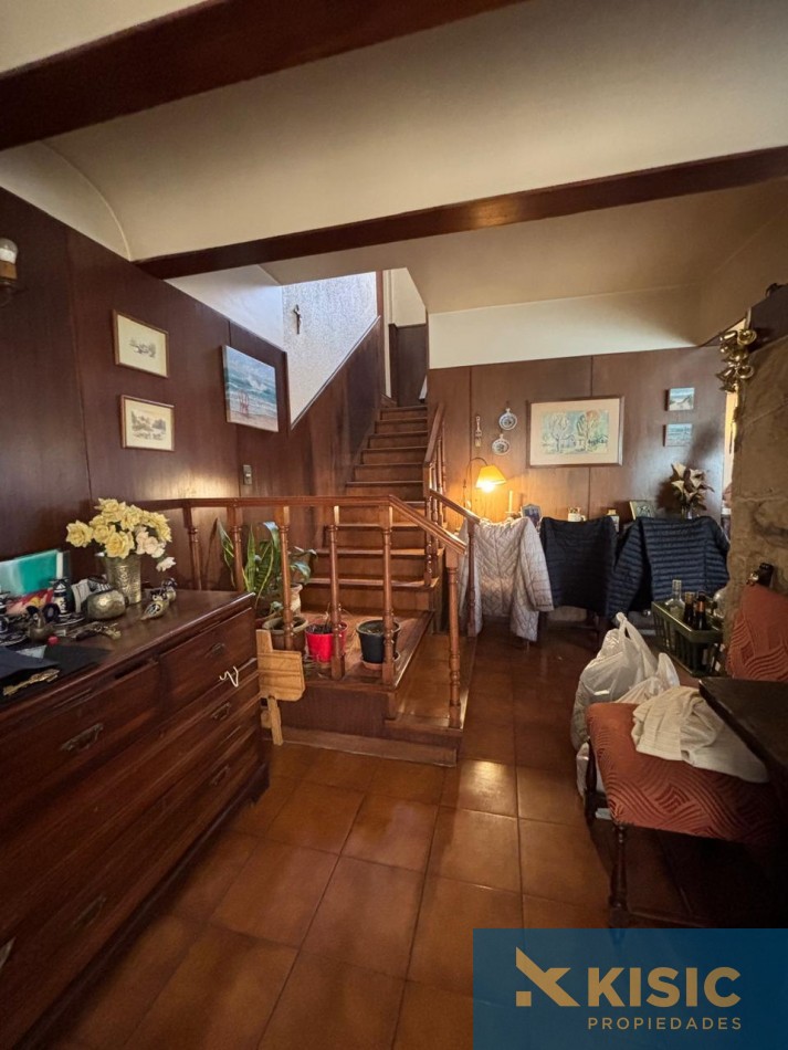 CASA EN VENTA - BARRIO CHAUVIN