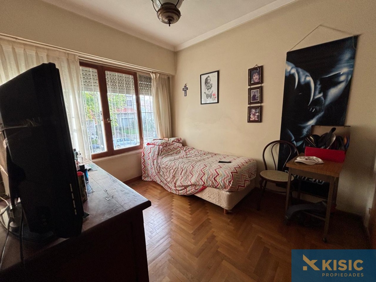 CASA EN VENTA - BARRIO CHAUVIN