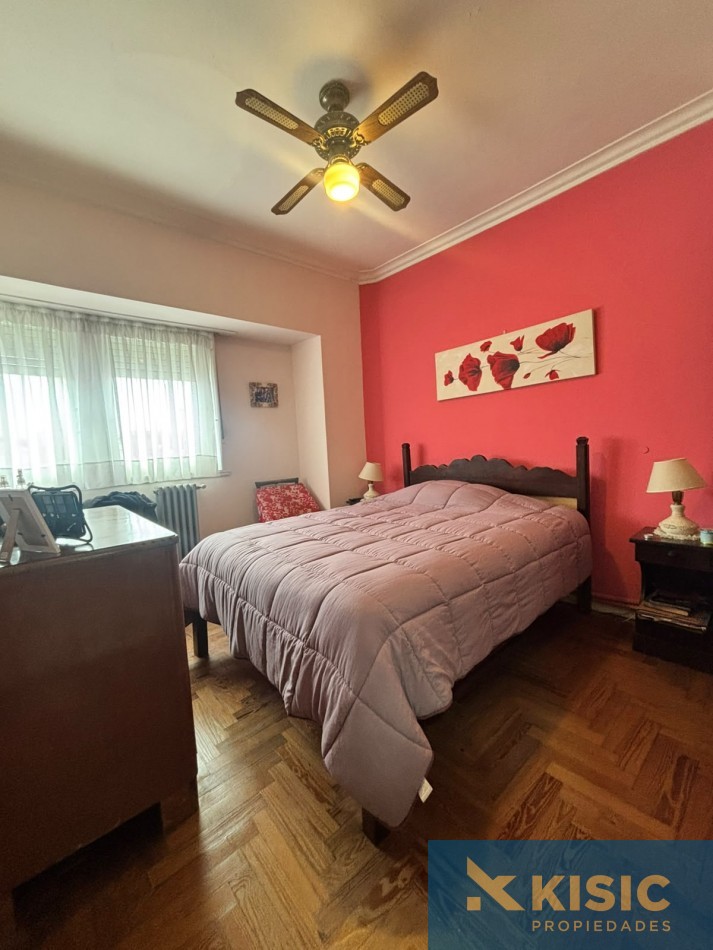3 AMBIENTES CON DEPENDENCIA EN VENTA