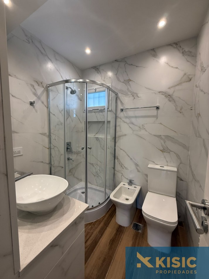 DUPLEX EN VENTA - LIBRES DEL SUD AL 700