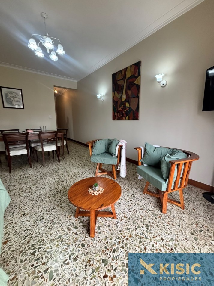 3 AMBIENTES CON DEPENDENCIA EN VENTA