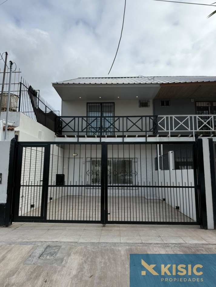 DUPLEX EN VENTA - LIBRES DEL SUD AL 700