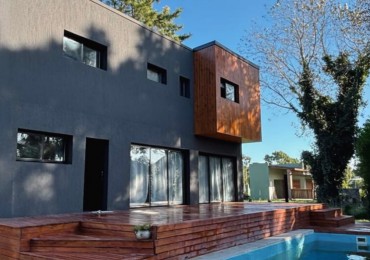 CASA EN VENTA - LA CALETA