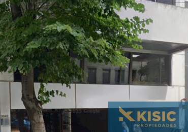 COCHERA EN VENTA - ZONA CENTRO
